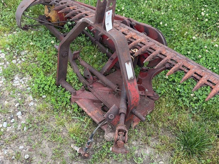 case-ih-1300-image-4