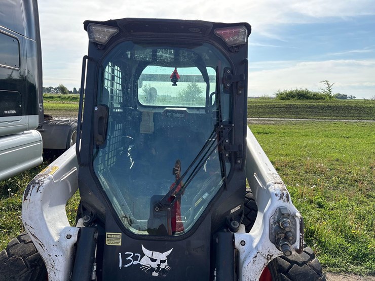 2021-bobcat-s76-image-18