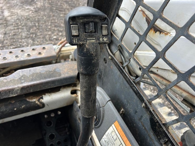 bobcat-t190-image-24