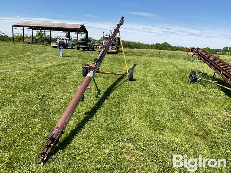hutchinson-6241-grain-auger-image-1