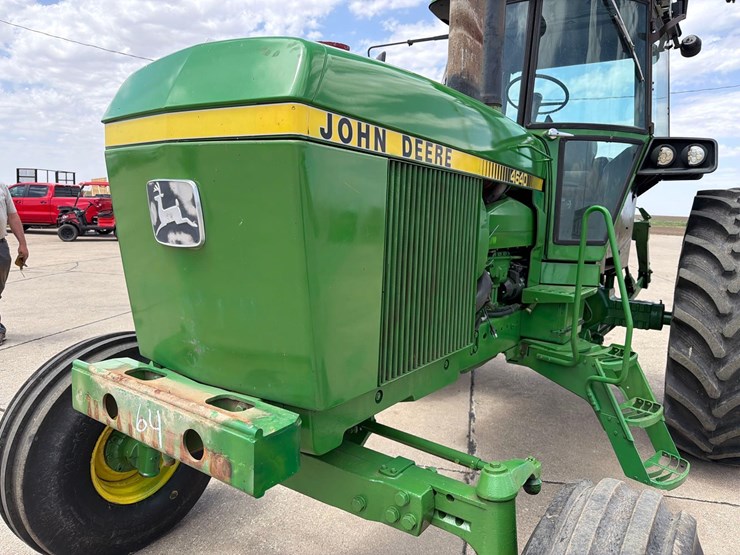 john-deere-4640-image-9