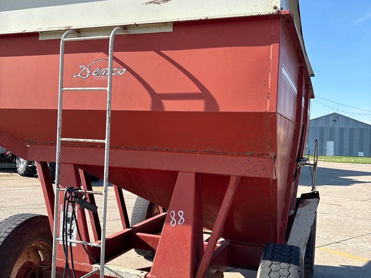 demco-325-image-10