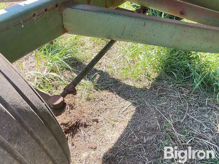 john-deere-1064-image-12