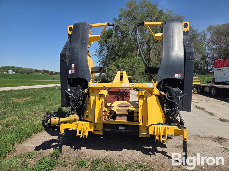 2021-new-holland-fr850-image-6