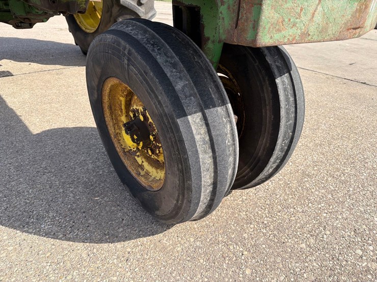 john-deere-4020-image-16