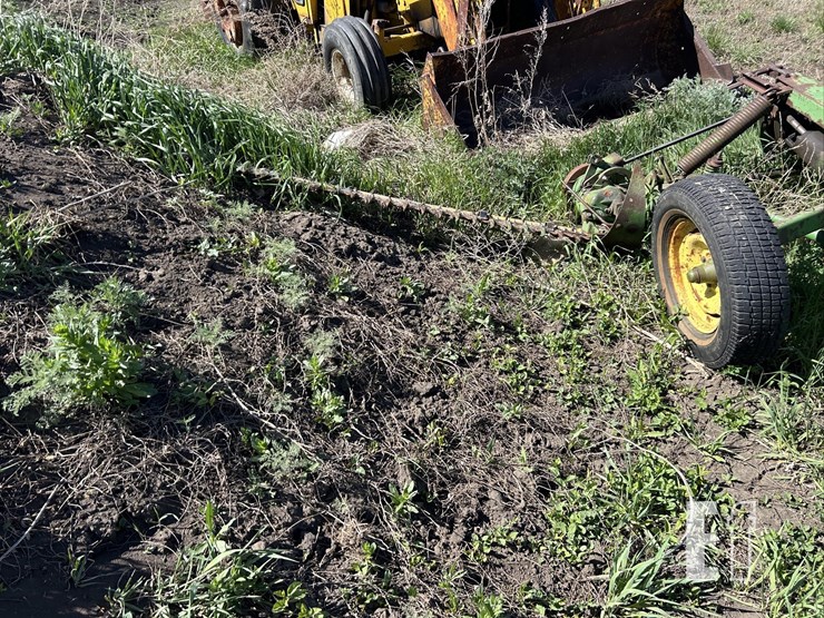 john-deere-450-image-4