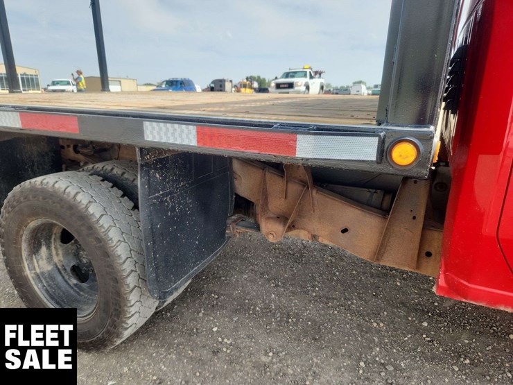 2020-chevrolet-silverado-3500hd-image-40