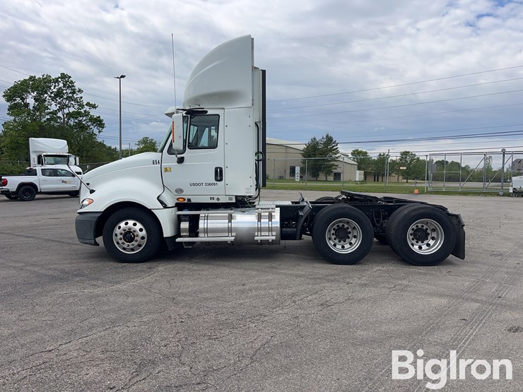 2016-international-prostar-image-8
