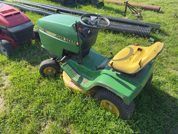 john-deere-130-image-2