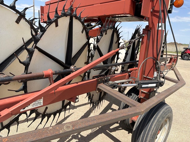 massey-ferguson-5130-image-10