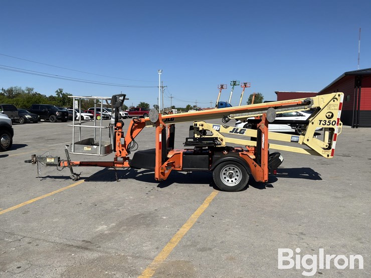 2013-jlg-t350-image-8