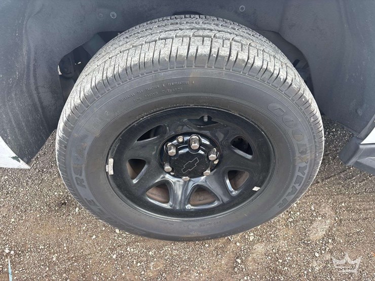 2019-chevrolet-tahoe-image-22