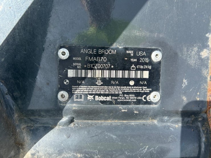 bobcat-72”-utv-angle-broom-image-5