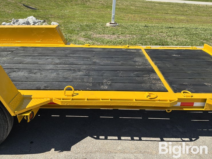2020-towmaster-t-12dt-image-19