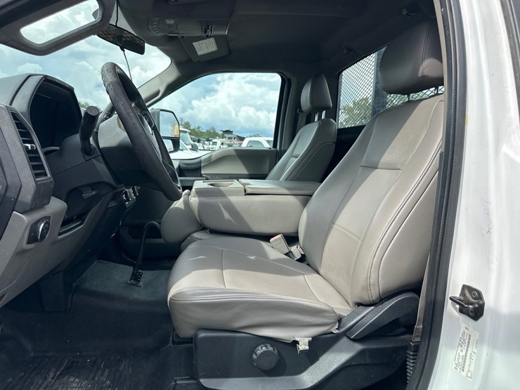 2018-ford-f550-image-5