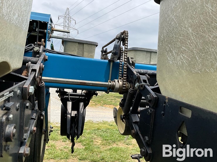 kinze-2600-image-18