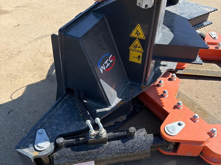 2025-wig-14”-heavy-duty-tree-cutter-image-10