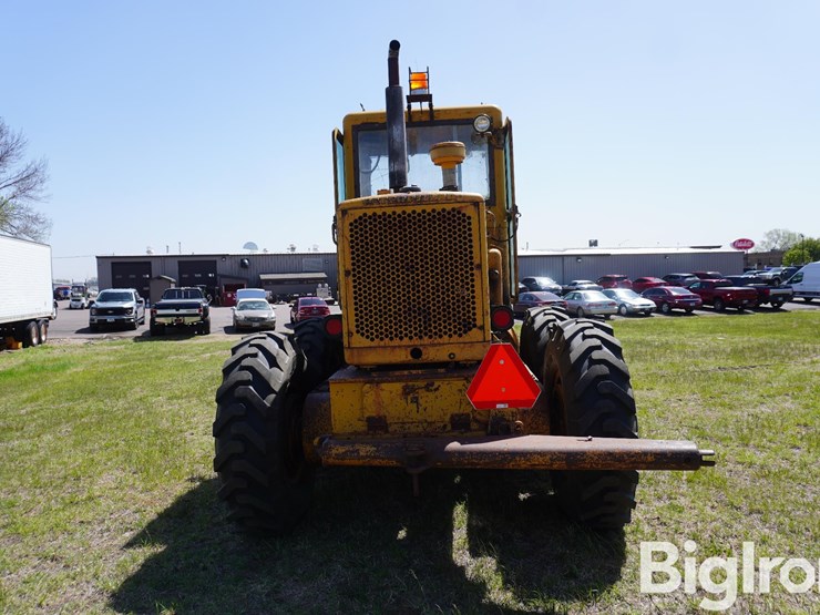 1968-caterpillar-12f-image-6