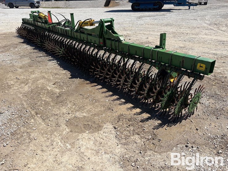 john-deere-400-image-5