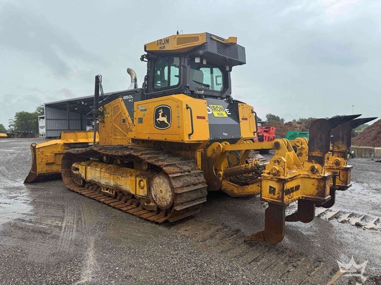 2021-deere-850l-wlt-image-7