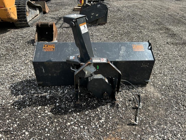 2017-bobcat-62”-fb62-utv-snowblower-image-3