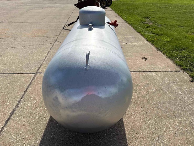500-gallon-propane-tank-image-5