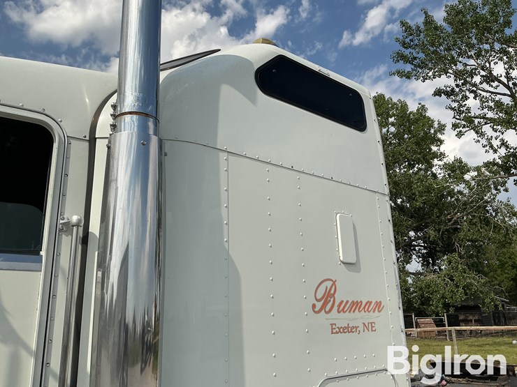 2005-kenworth-w900l-image-15