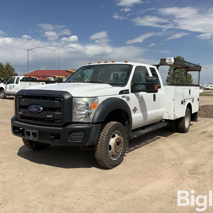 2015 FORD F550