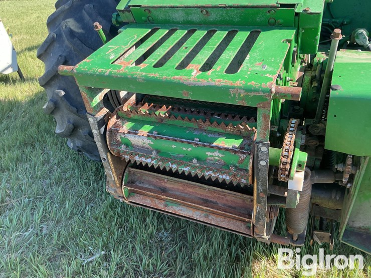 john-deere-5830-image-12