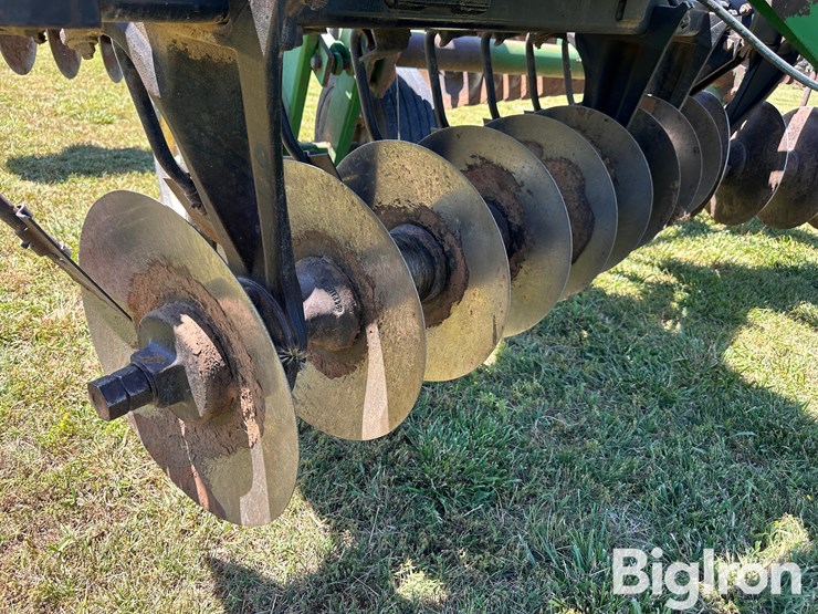 john-deere-650-image-10