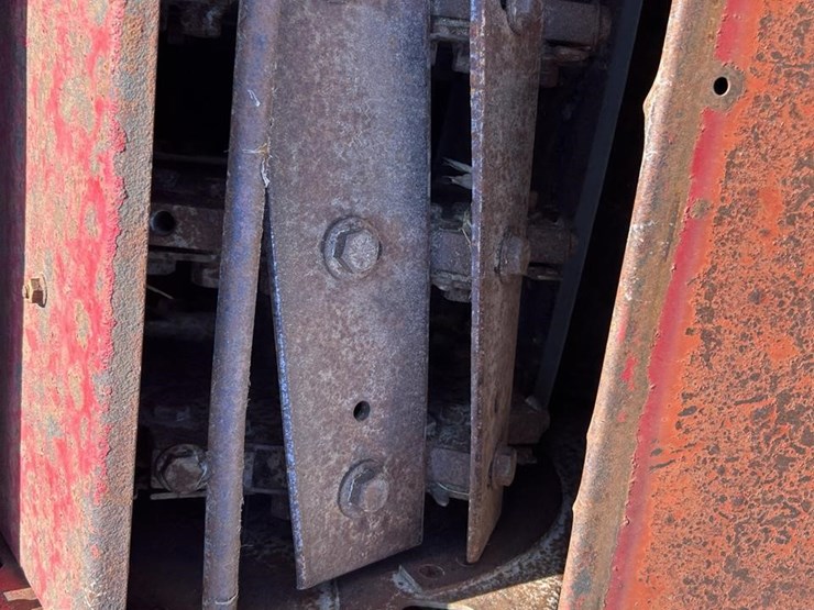 new-holland-892-image-21