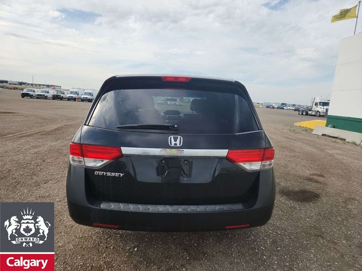 2016-honda-odyssey-image-4