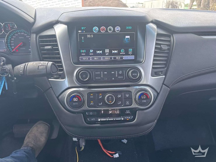 2019-chevrolet-tahoe-image-31
