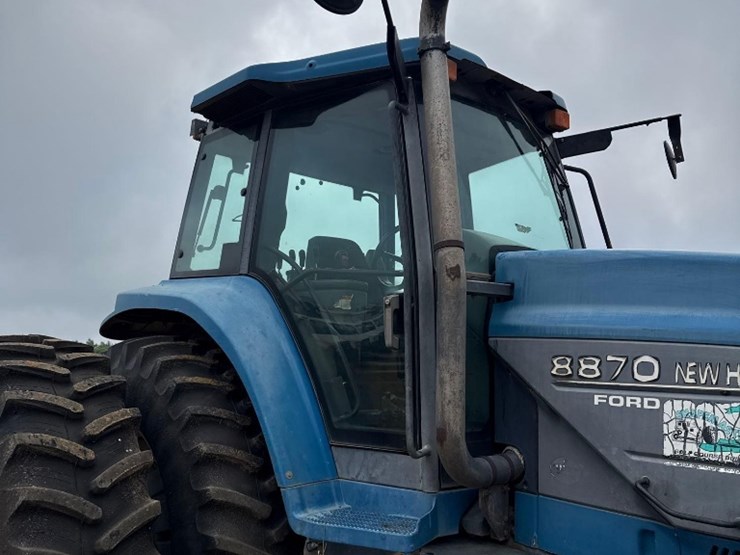 new-holland-8870-image-14
