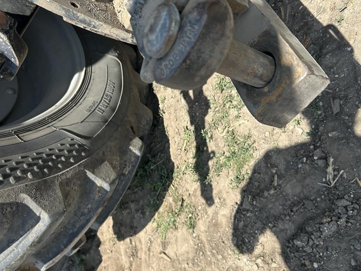 2005-agco-dt180a-image-29