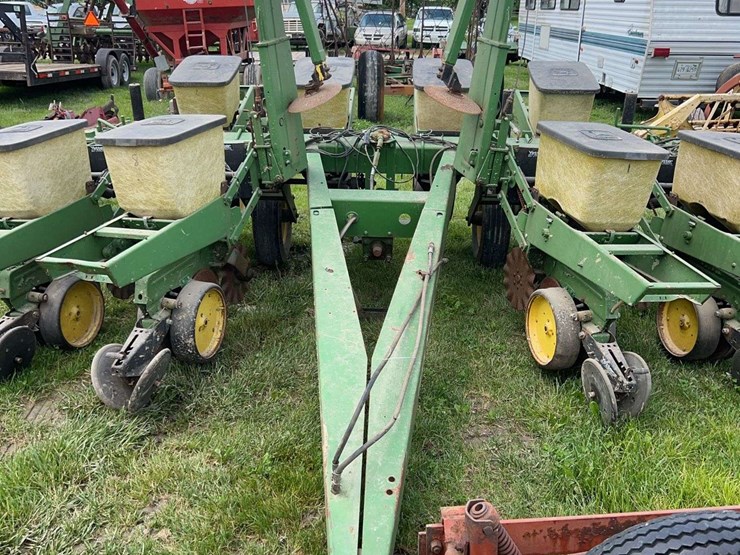 john-deere-7000-image-2