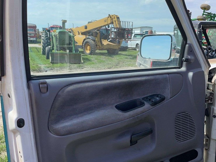 1996-dodge-ram-1500-image-11