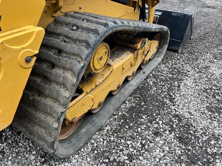 2021-caterpillar-259d3-image-16