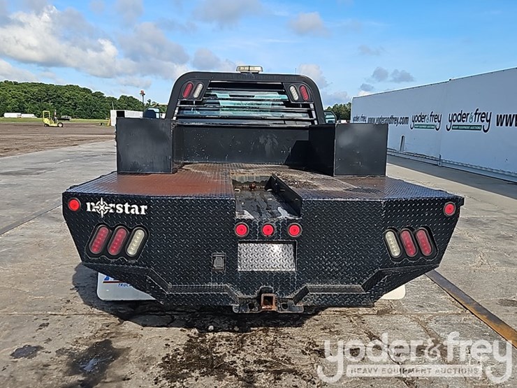 ford-f350-xl-image-13