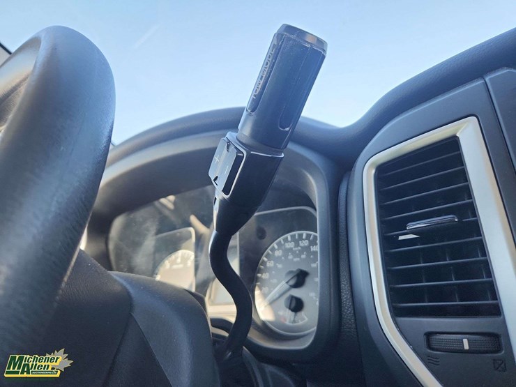 2017-nissan-titan-image-23