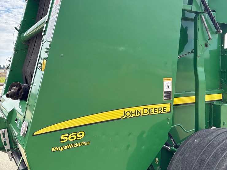 john-deere-569-image-11