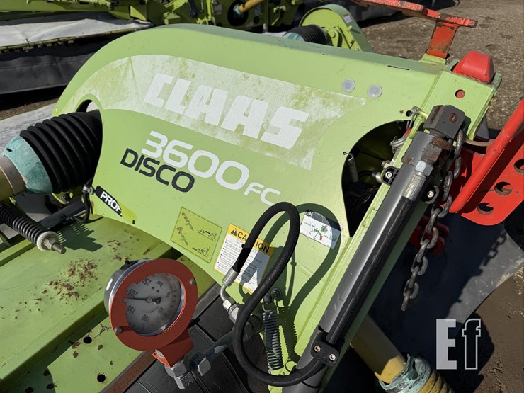 2015-claas-disco-3600fc-image-62