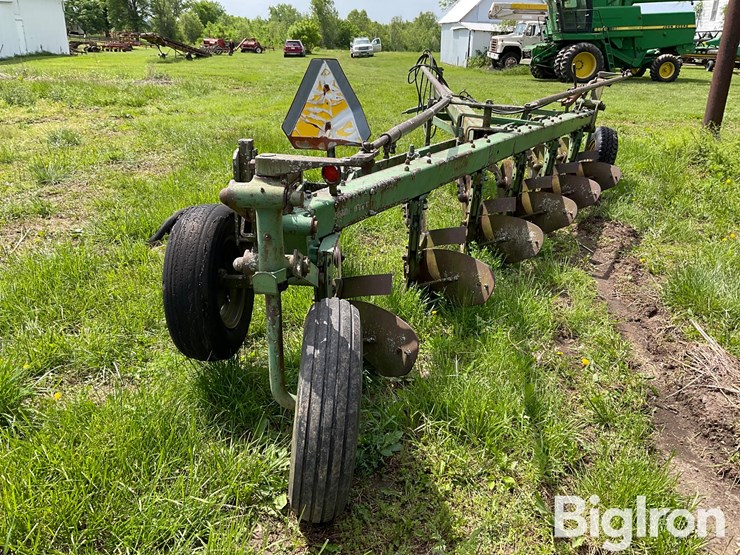 john-deere-on-land-plow-image-6