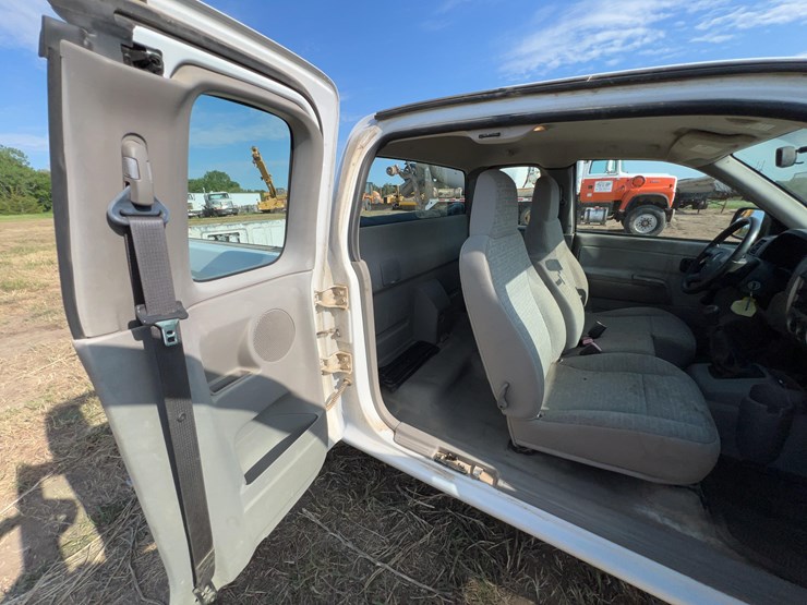 2007-chevrolet-colorado-image-24