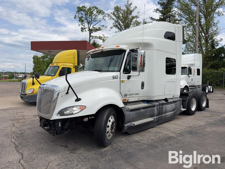 2015-international-prostar-image-1