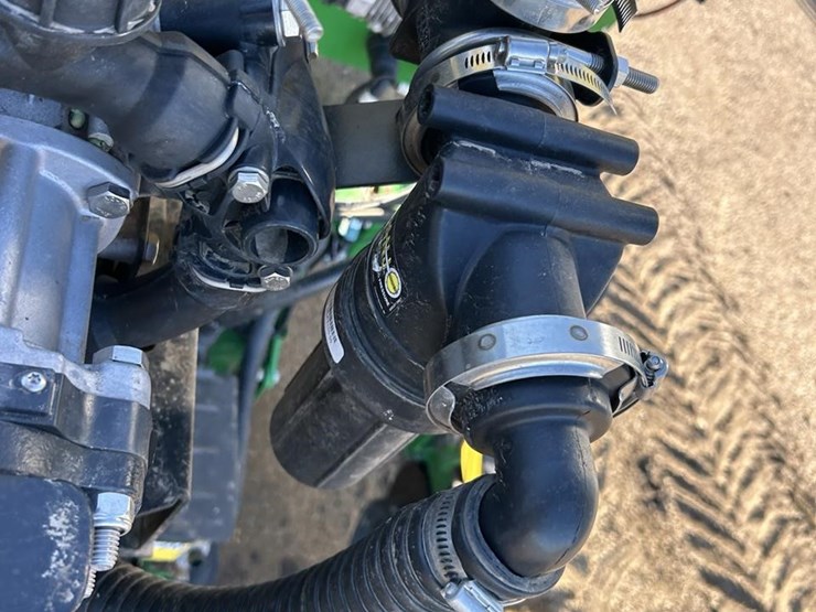2023-john-deere-db90-image-59