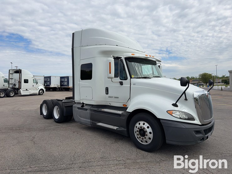 2016-international-prostar-image-3
