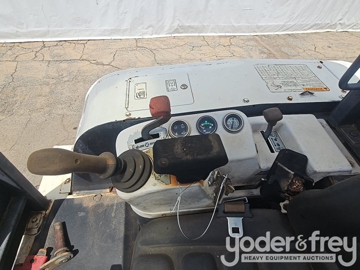bobcat-325-image-33