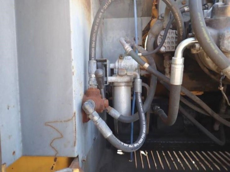 2004-deere-270c-lc-image-64