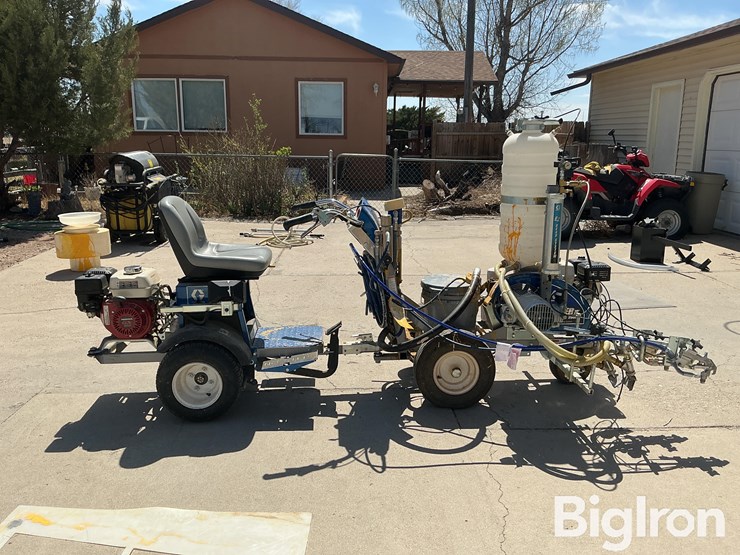 2005-graco-line-driver-ride-on-striping-system-w/graco-line-lazer-iv-striping-system-image-4